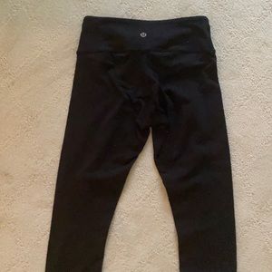 Black capris low rise.
